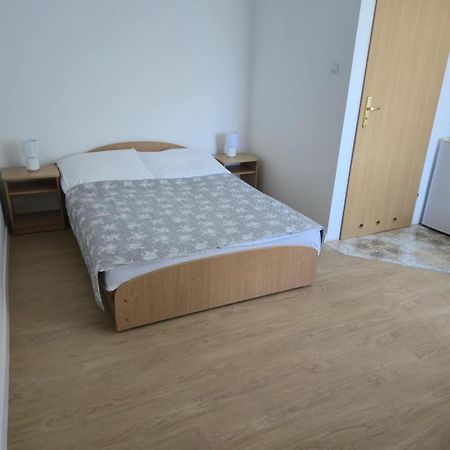 Donata Apartment Rewal Bagian luar foto